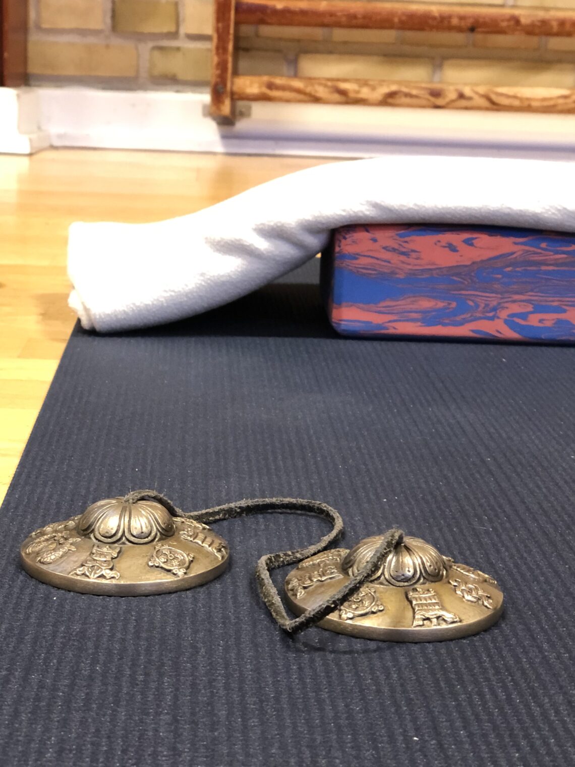 Hatha Yoga Karen Rørbæk FIF